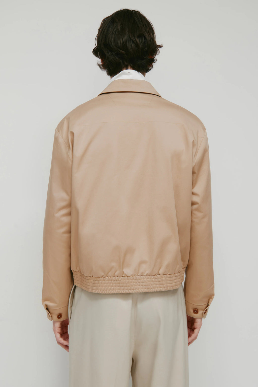 Aprikosenfarbene Postjacke