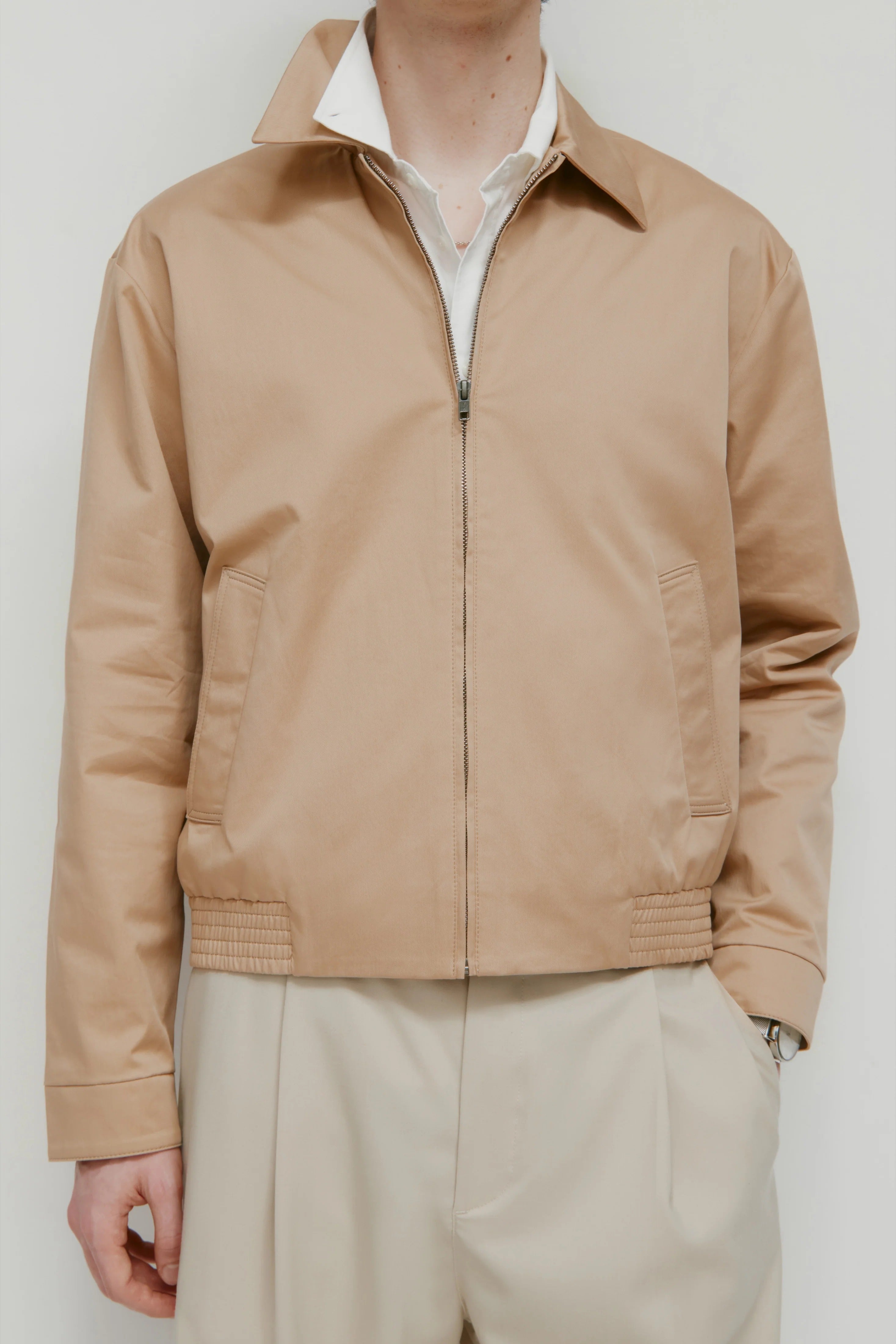 Aprikosenfarbene Postjacke